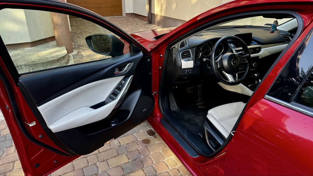 Mazda 6 2.5 Skyactiv 192 KM | Rok modelowy 2016 |
