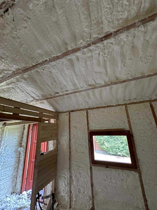 Ocieplanie pianą PUR – Żory / Śląsk – Purios Partner