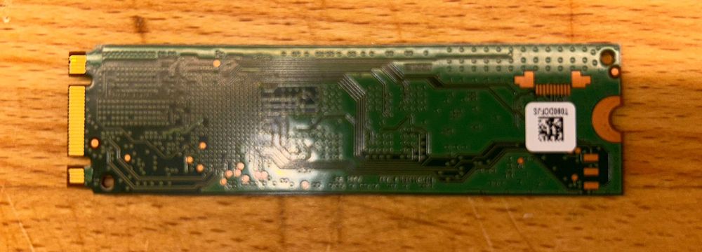 Dysk SSD M.2 2280 Micron 1100  256Gb SATA 6Gb/s