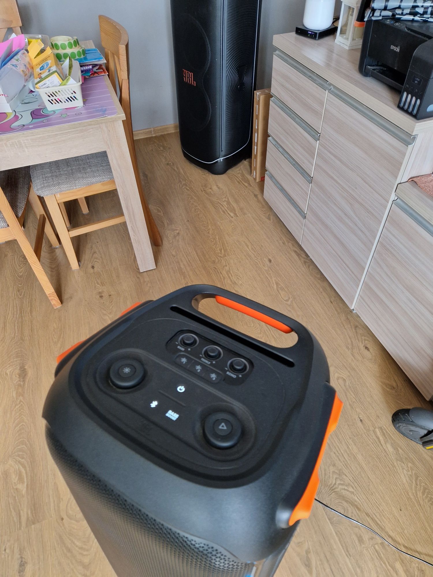 JBL part BoX 710 800W