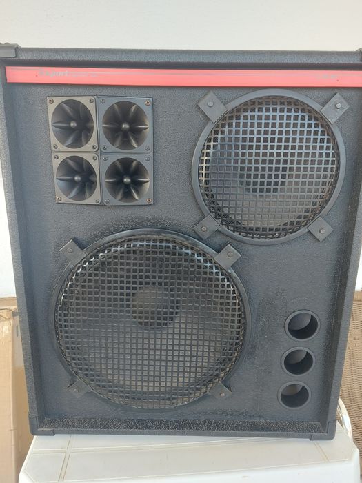 Mesa de mistura pre-amplificada e colunas
