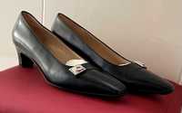 Sapatos altos formais pretos - Salvatore Ferragamo - 38.5