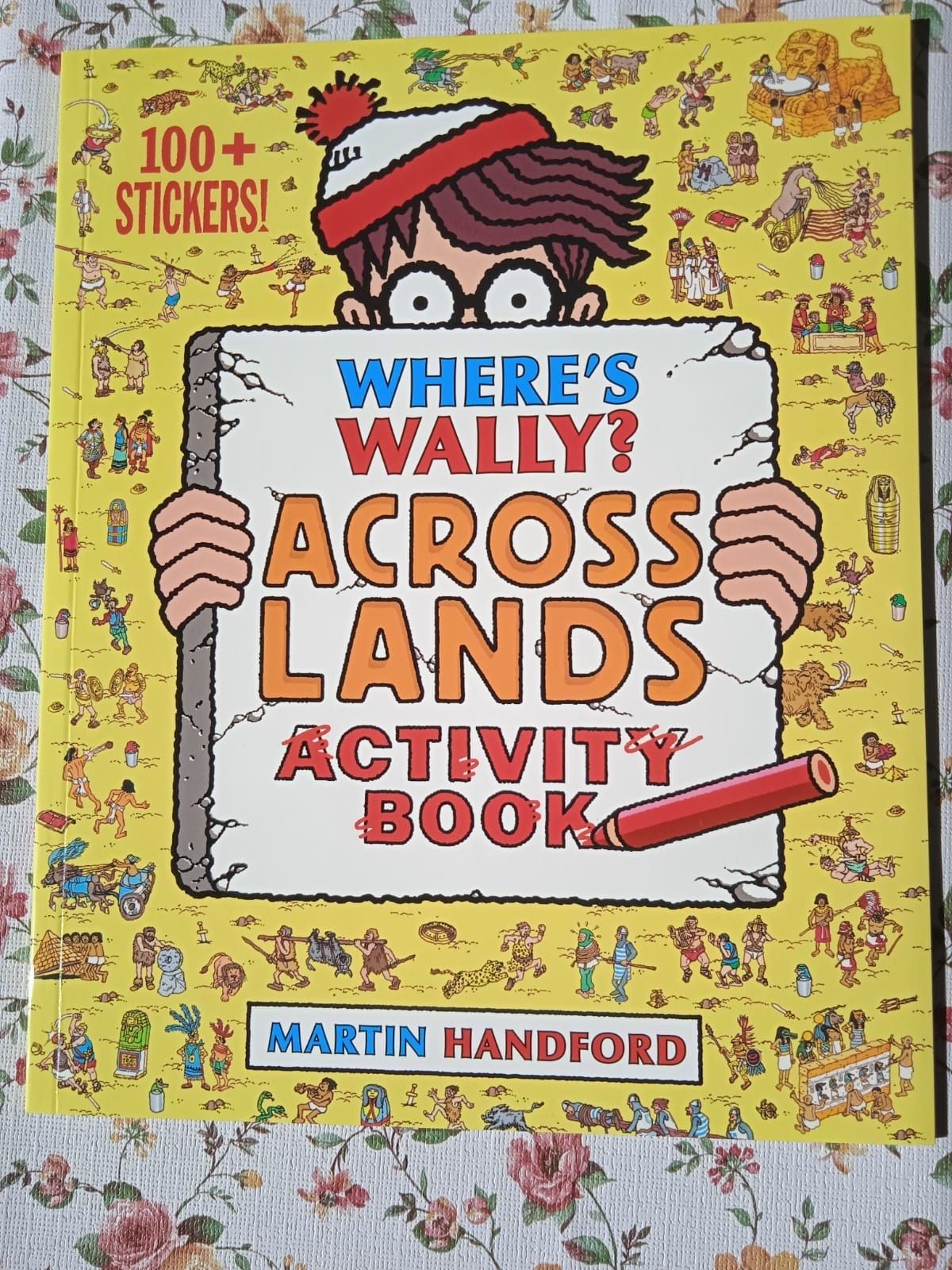 Książka dla dzieci Where's Wally Across Lands Activity Book po angiels