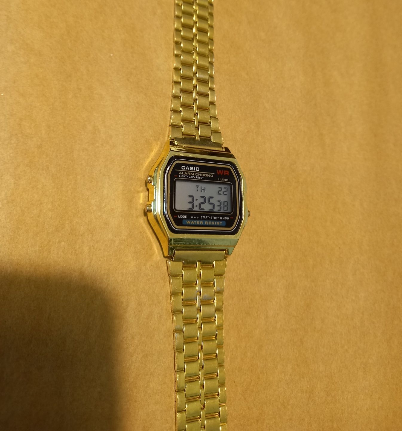 Relogio Casio dourado - Entrega em 24 horas!