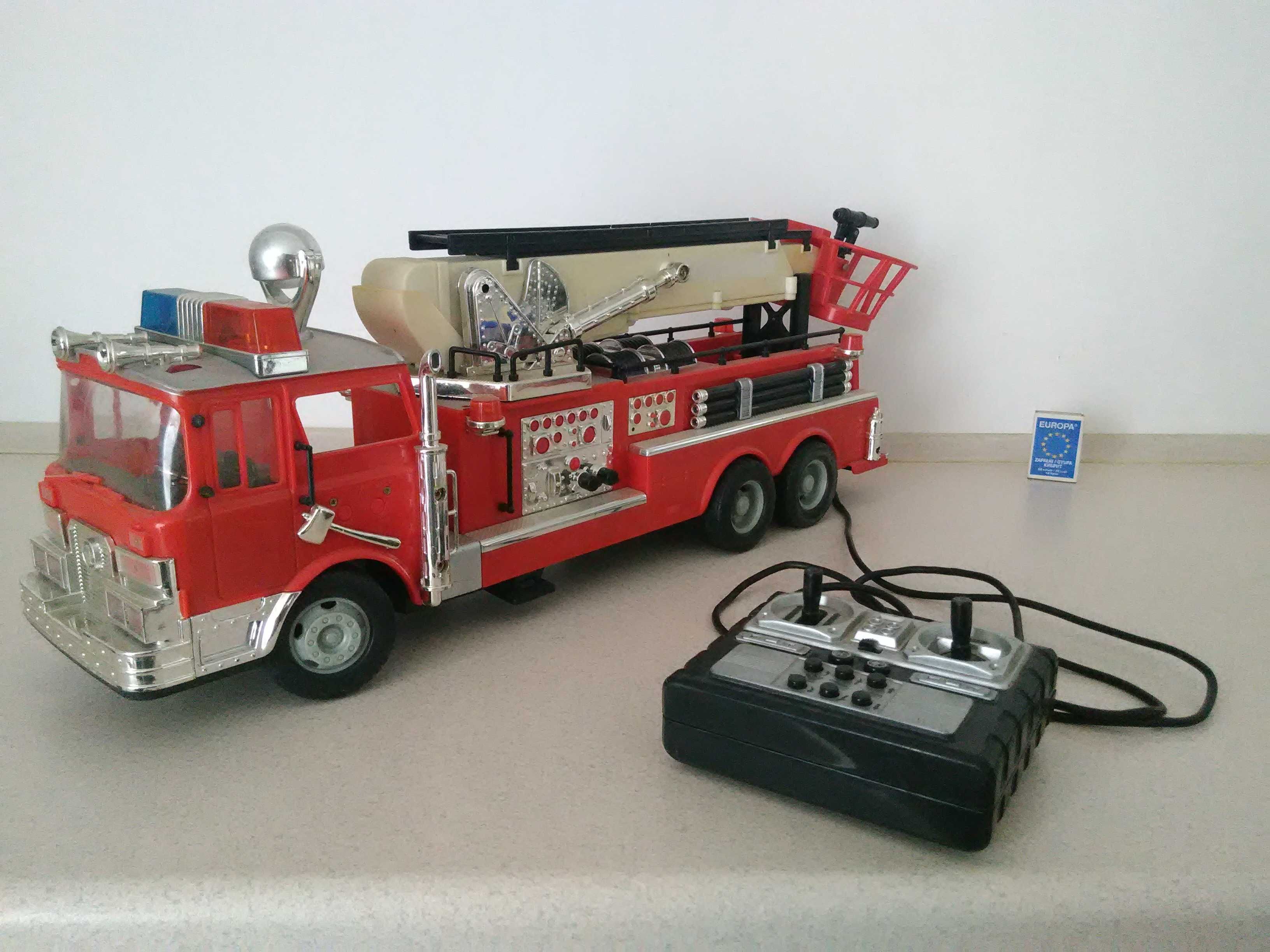 stara zabawka Straż Pożarna DUŻY model 60 cm sterowany na kabel rc prl