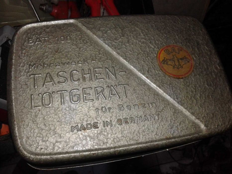 Maçarico antigo a gasolina