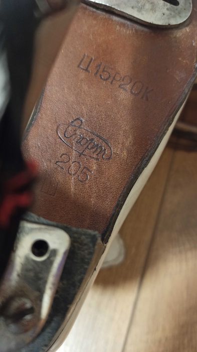 Ковзани для дівчинки