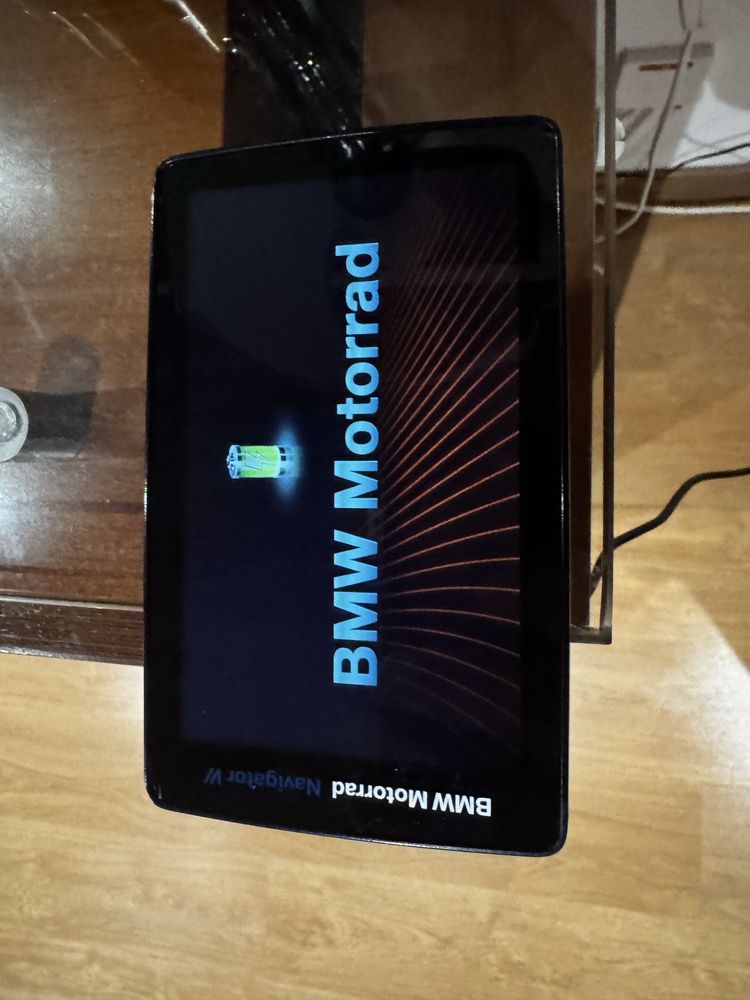 Gps navigator VI motas BMW