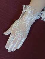 Koronkowo gładkie rękawiczki białe