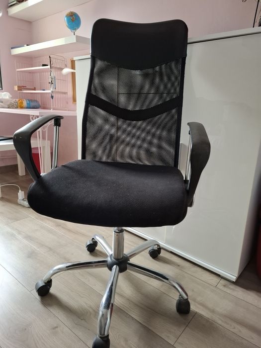 Fotel biurowy obrotowy