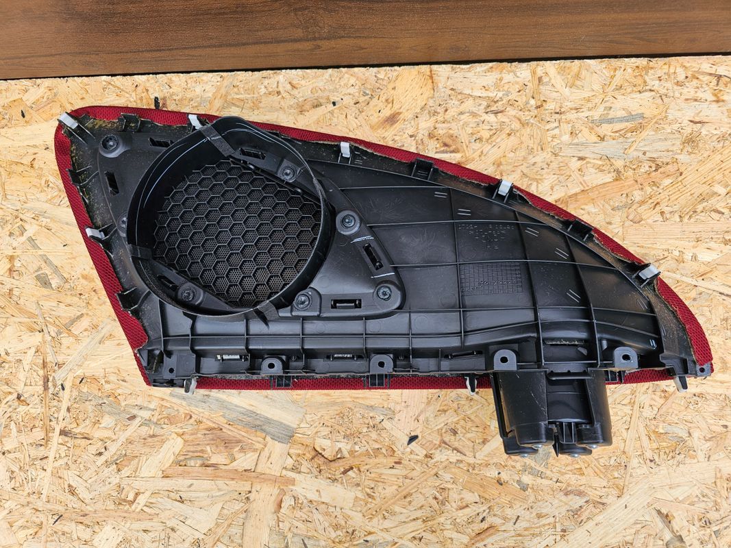 Tapicerka tylna prawa tył prawy Honda Civic Viii Ufo 3d Typer type-r f