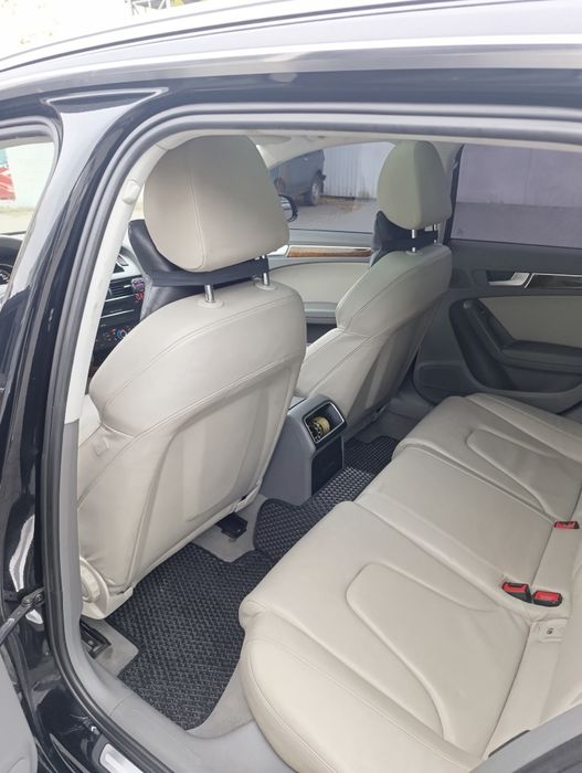 Автомобіль Ауді А4