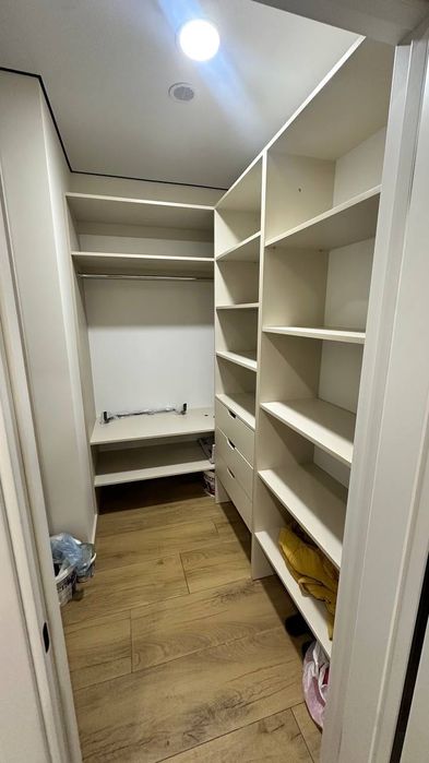 Продаж 2 км квартири з якісним ремонтом