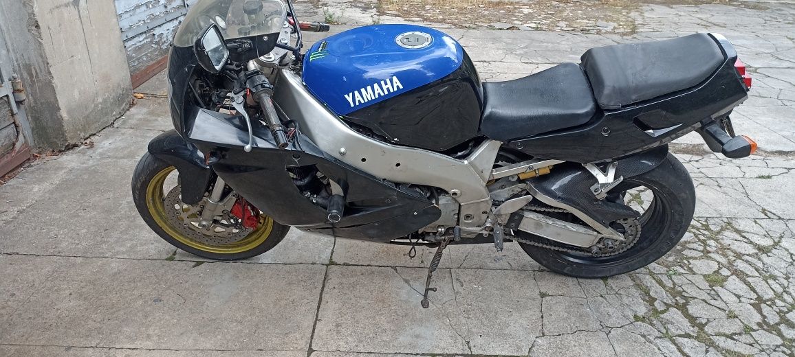 Yamaha  Yzf 750r