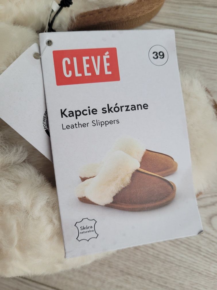 Skórzane kapcie damskie r.39