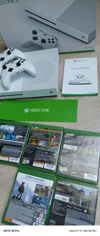 Xbox One S 1 TB dwa Pady Pudełko Gry FIFA  Crash GTA BDB Stan