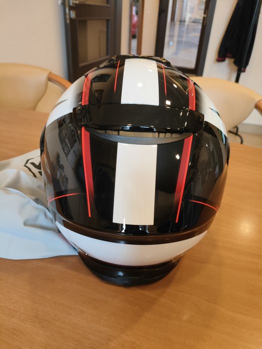 Kask Shoei Neotec 3 z interkomem w zestawie