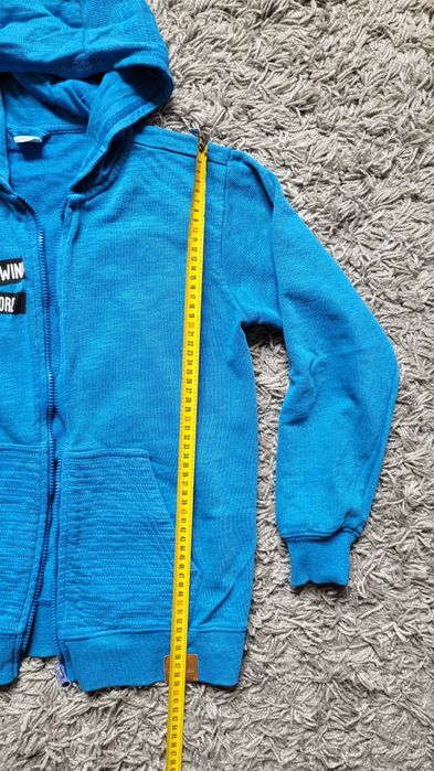 Bluza bez ocieplenia 152 noszona przy 158 Cool Club