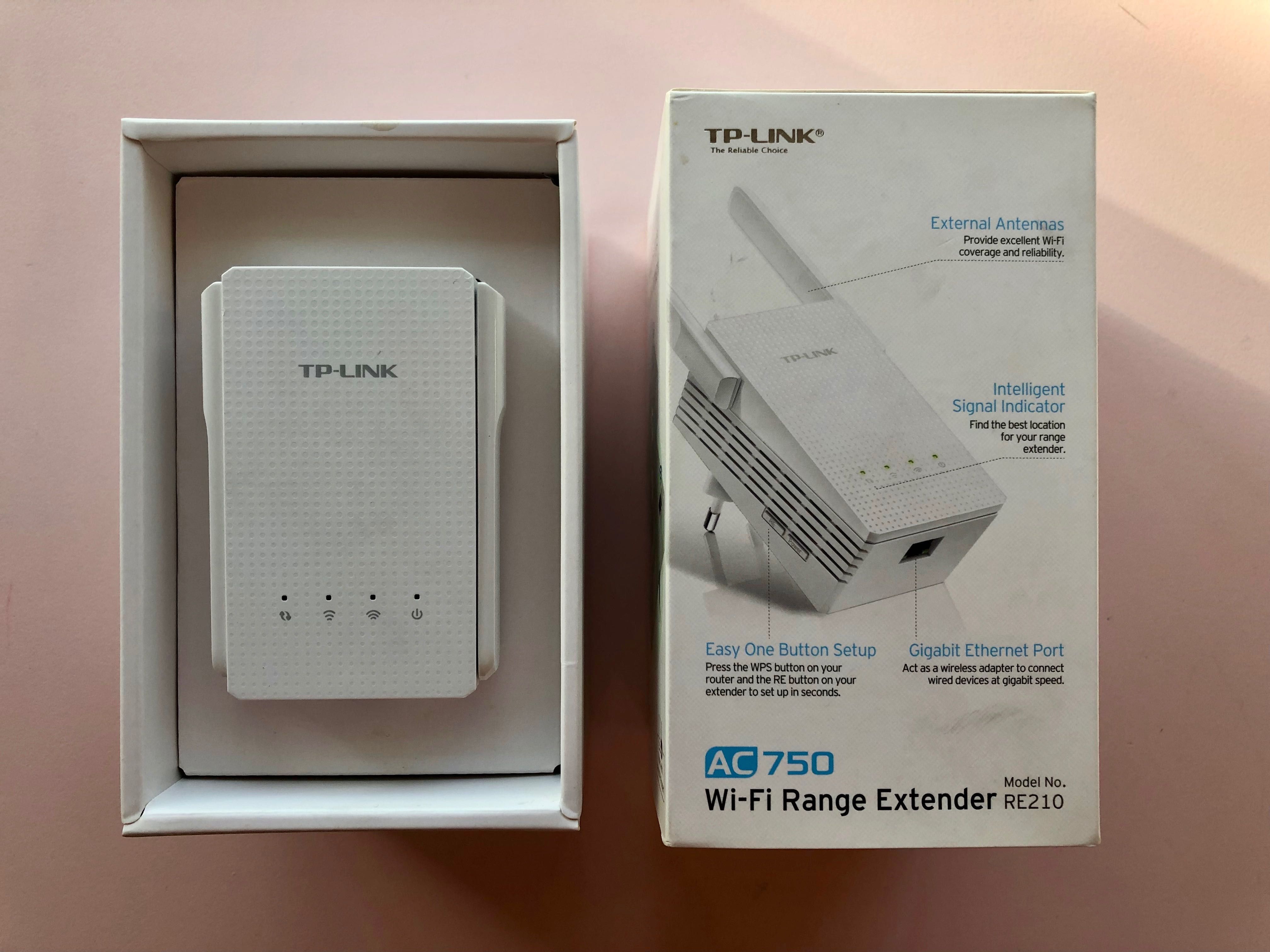 TP-LINK AC750 Wi-Fi Range Extender
