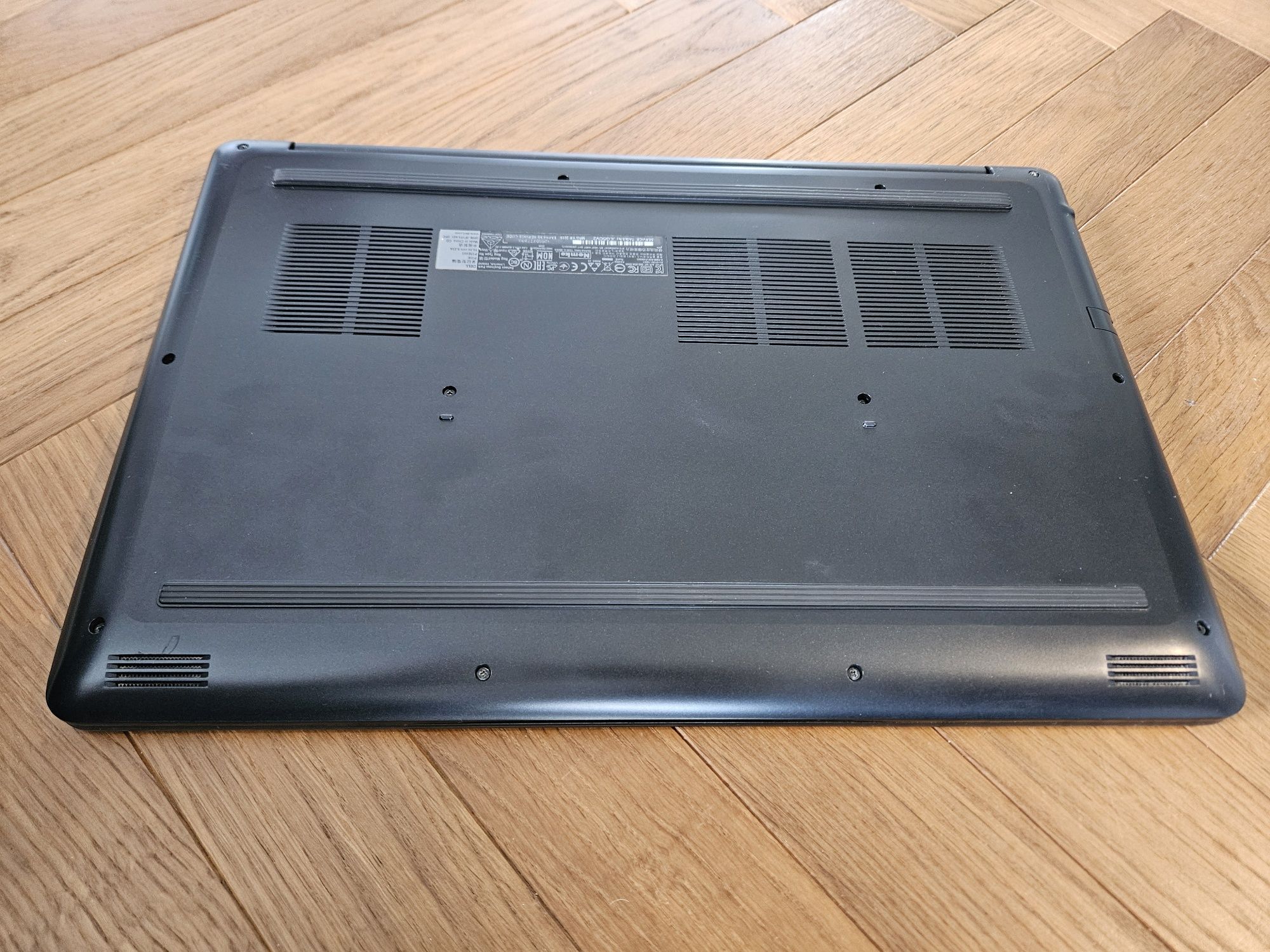 Laptop gamingowy Dell G3 i7 / 32 GB RAM / GTX 1060 /256GB SSD+2TB HDD