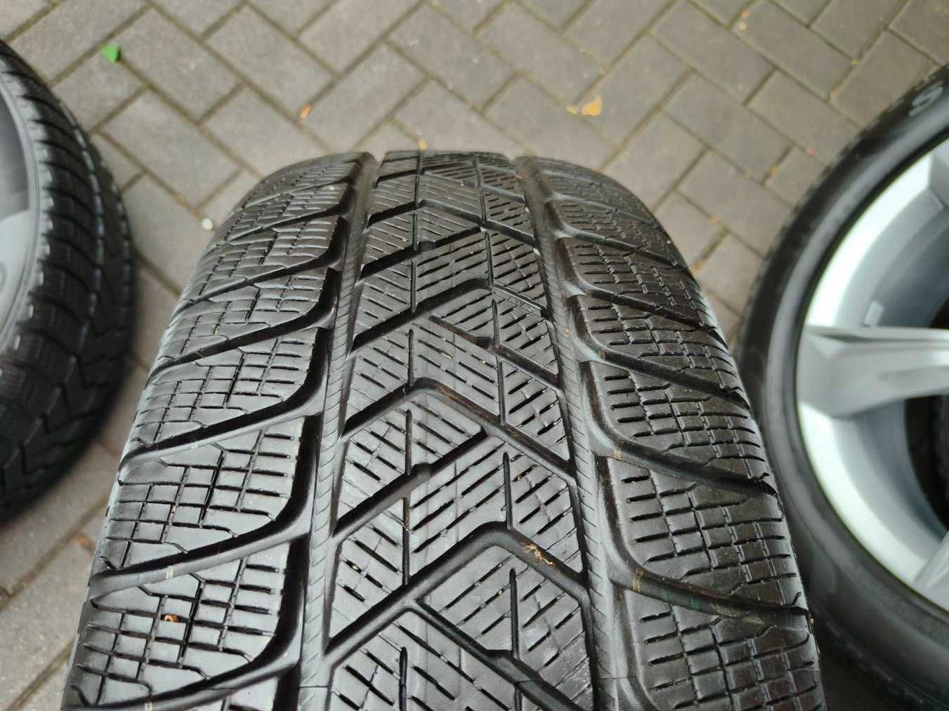 5x112 Koła ALU R19 AUDI Q5 80A ET34 235/55 Pirelli 8mm 2023r Zimowe