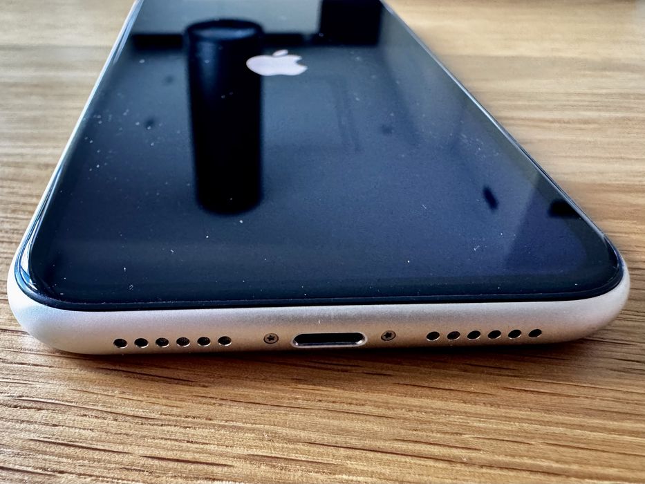 Iphone 11 64GB Bialy