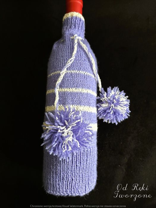 Sweterek na butelkę na prezent, ręcznie robiony na zamówienie