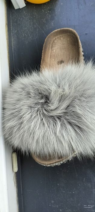 Klapki damskie z jenotem rozmiar 39