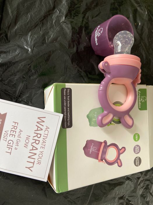 Chucha para ajudar a comer e brincar