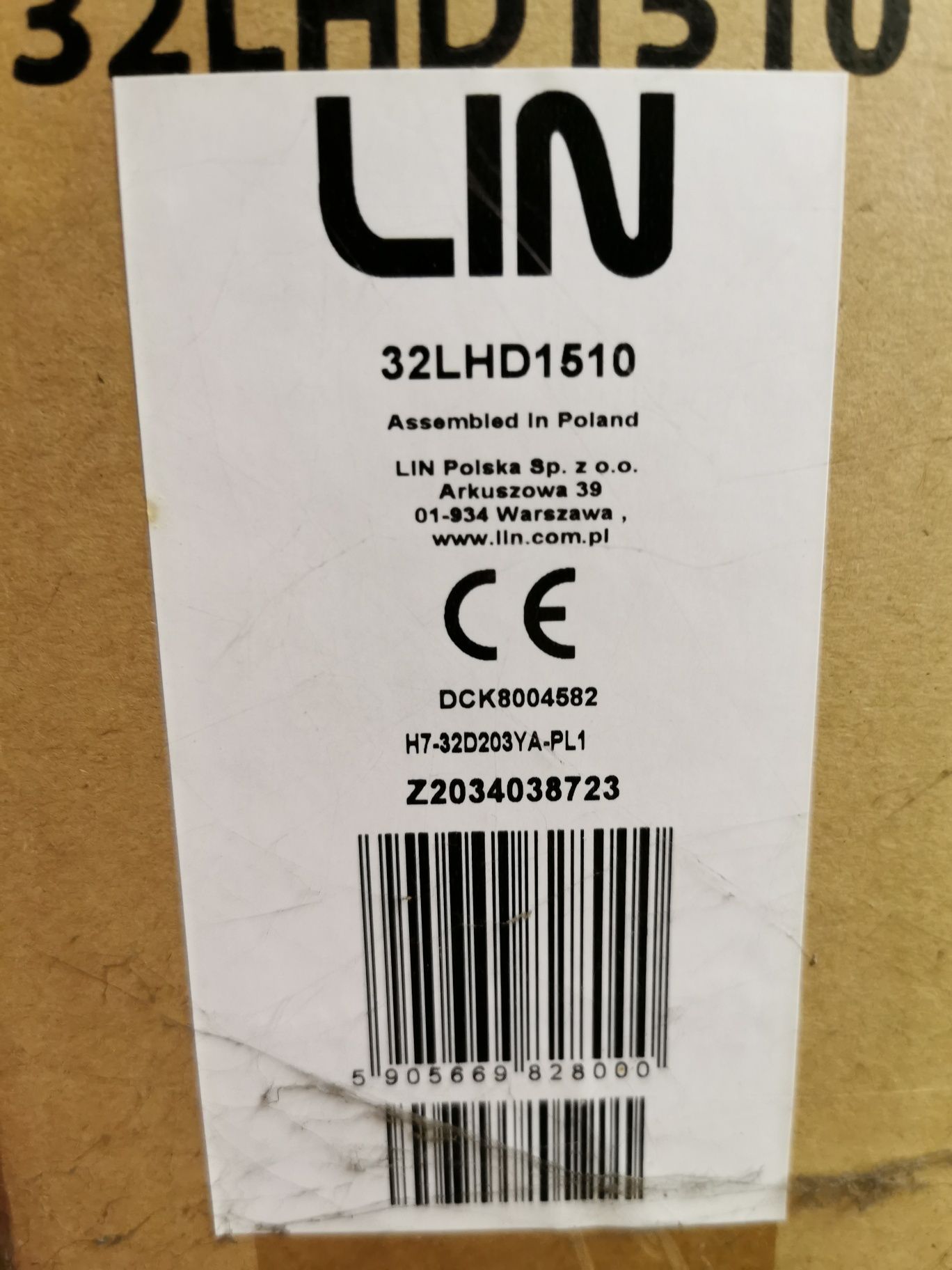 Telewizor Lin z uchwytem na ścianę