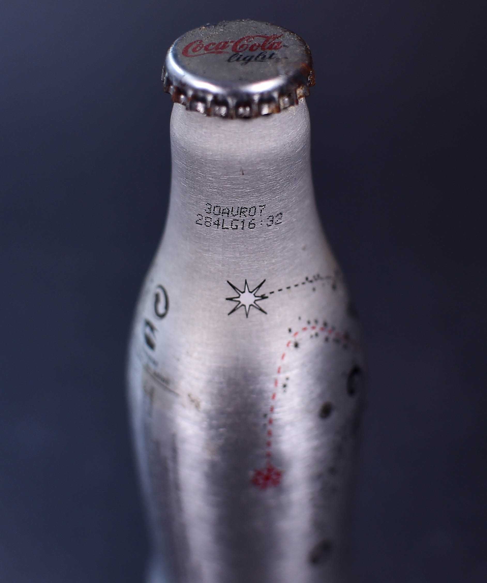 Coca - Cola light  butelka nie otwarta ( pełna zawartość) 2007 r.