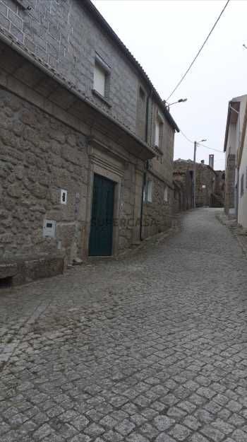 Casa em Aldeia da Guarda , junto aos passadiços do Mondego