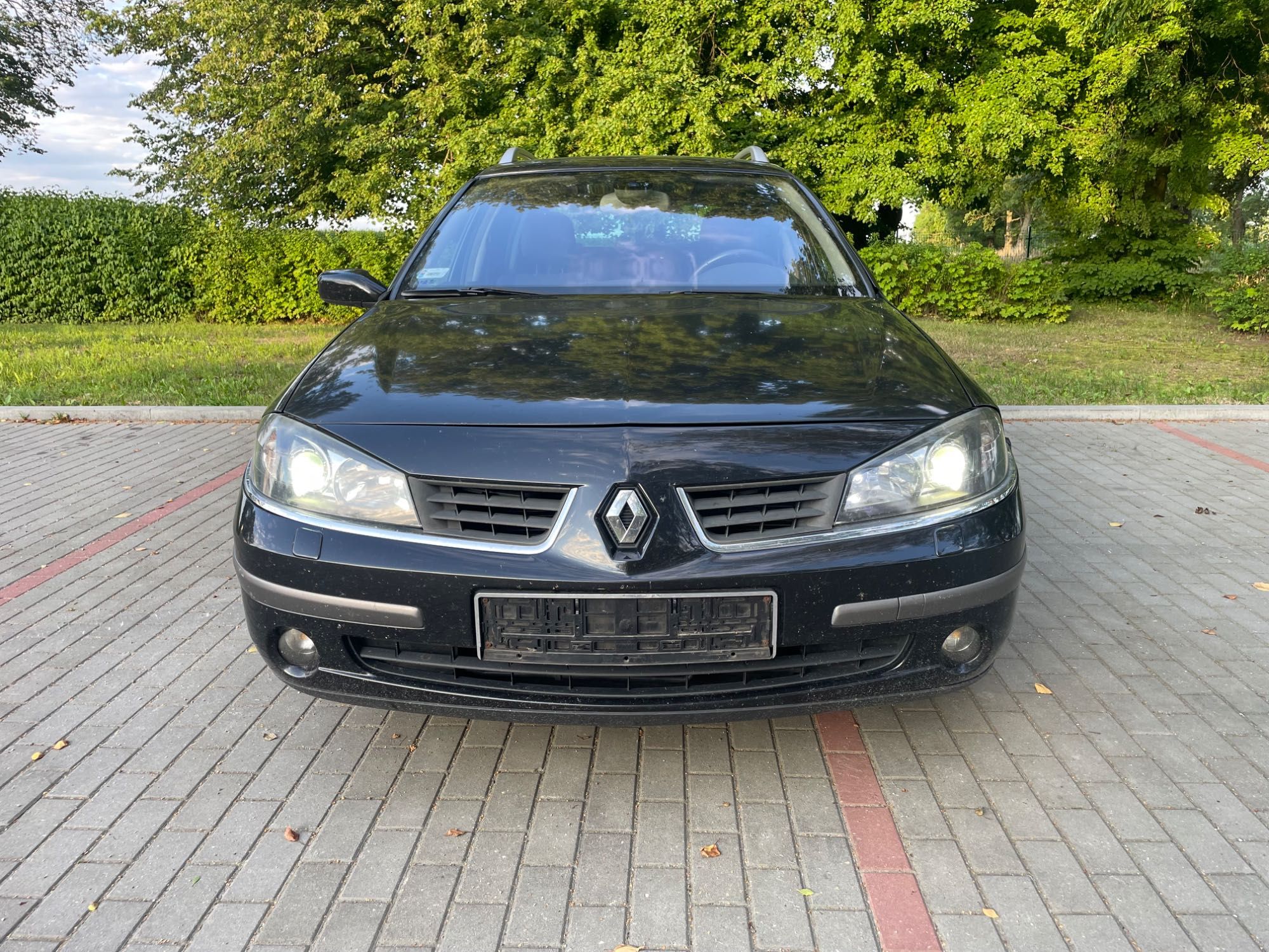 Lampa lewa prawa przód Laguna II lift xenon EU