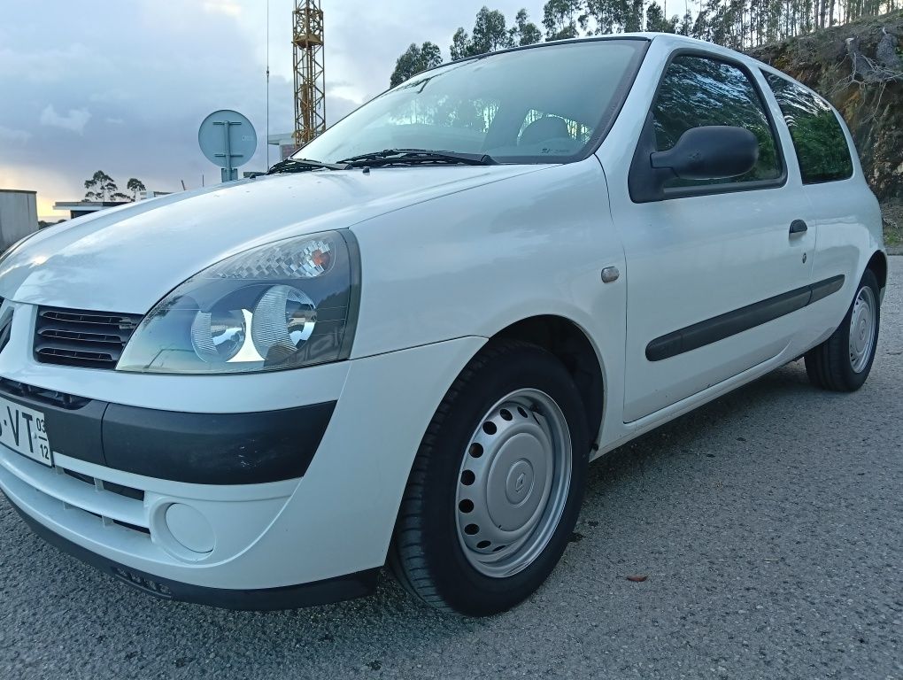 Renault Clio 2  1.5 dci