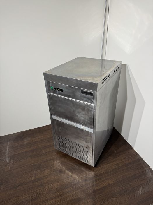 Льодогенератор лускатого льоду 100 кг/доба GGM Gastro