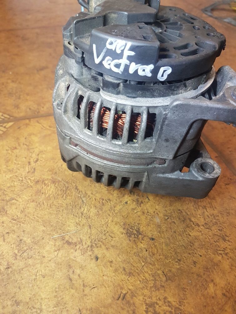 Alternator Opel Vectra B 2.0  01245  15080