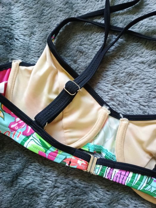 Góra od bikini Hawaje Red Point