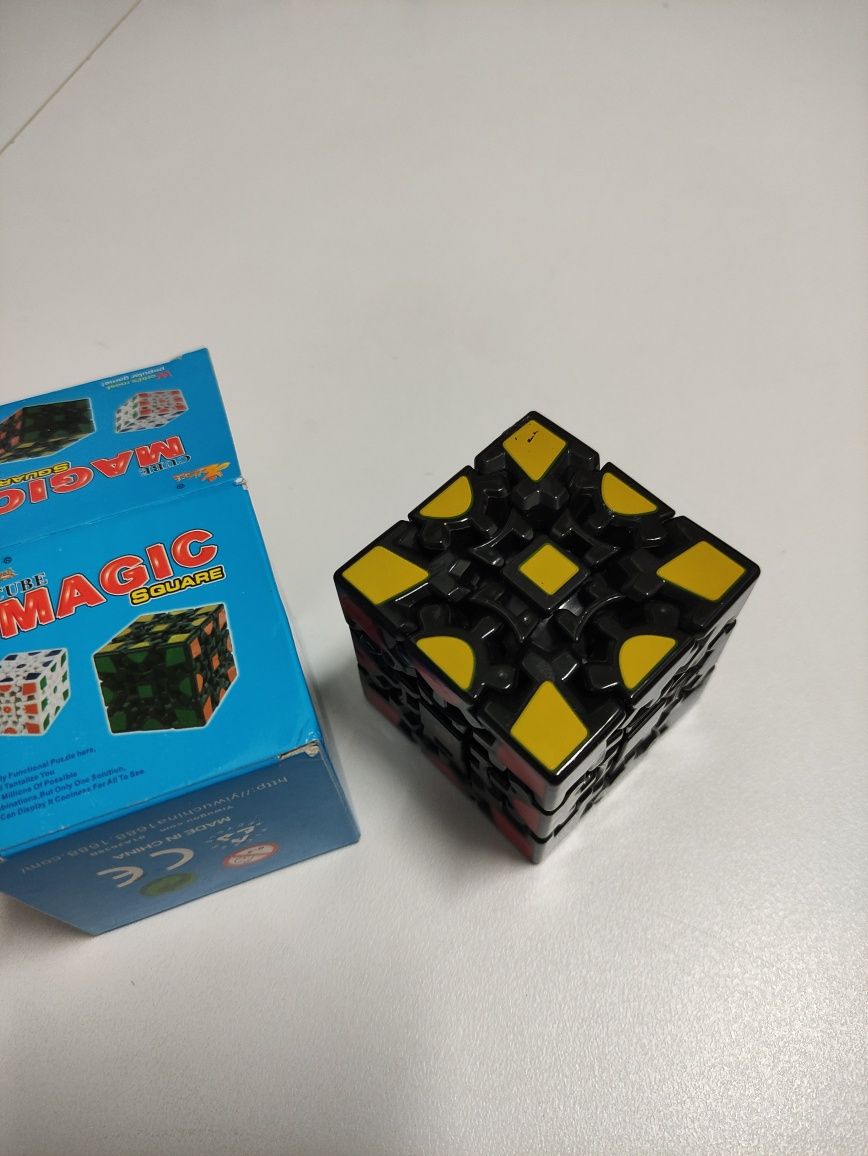 Cubo mágico "Gear"