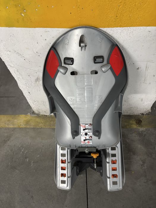 Cadeira de crianca + grade