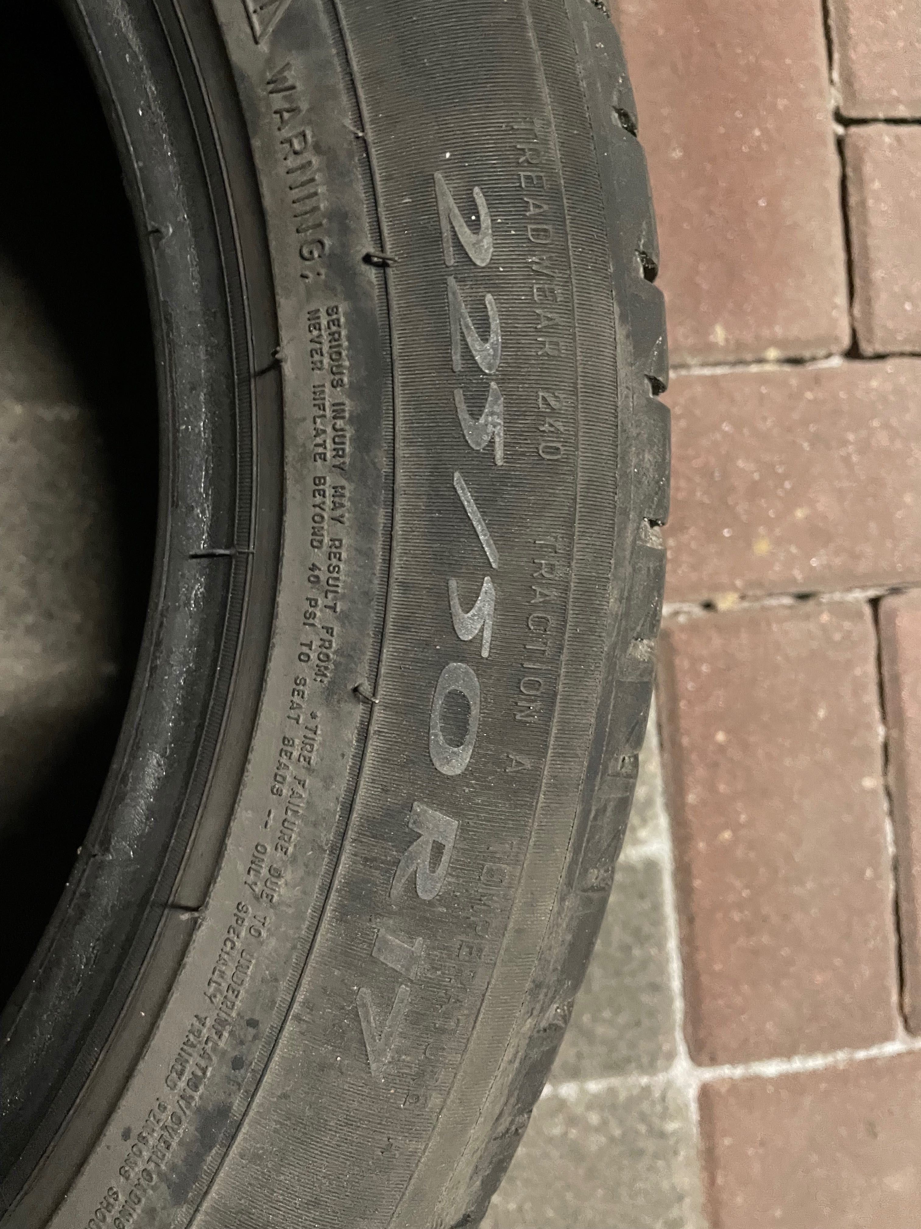 Opony Michelin Primacy 225/50/ R17 , około 5 mm / 2 sztuki