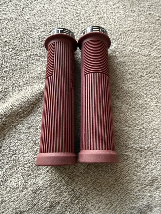 Punhos BURGTEC Bartender Pro Josh Bryceland