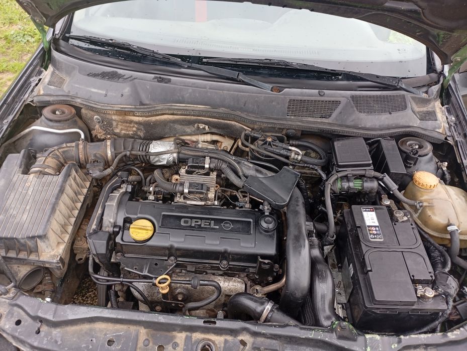 vendo Opel astra 1.7 ano 2000 gasóleo.
