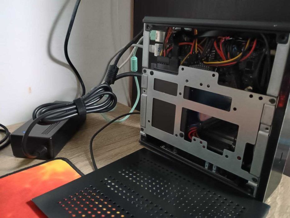 Комплект mini itx intel dh61dl 2lv intel 2400 corsair