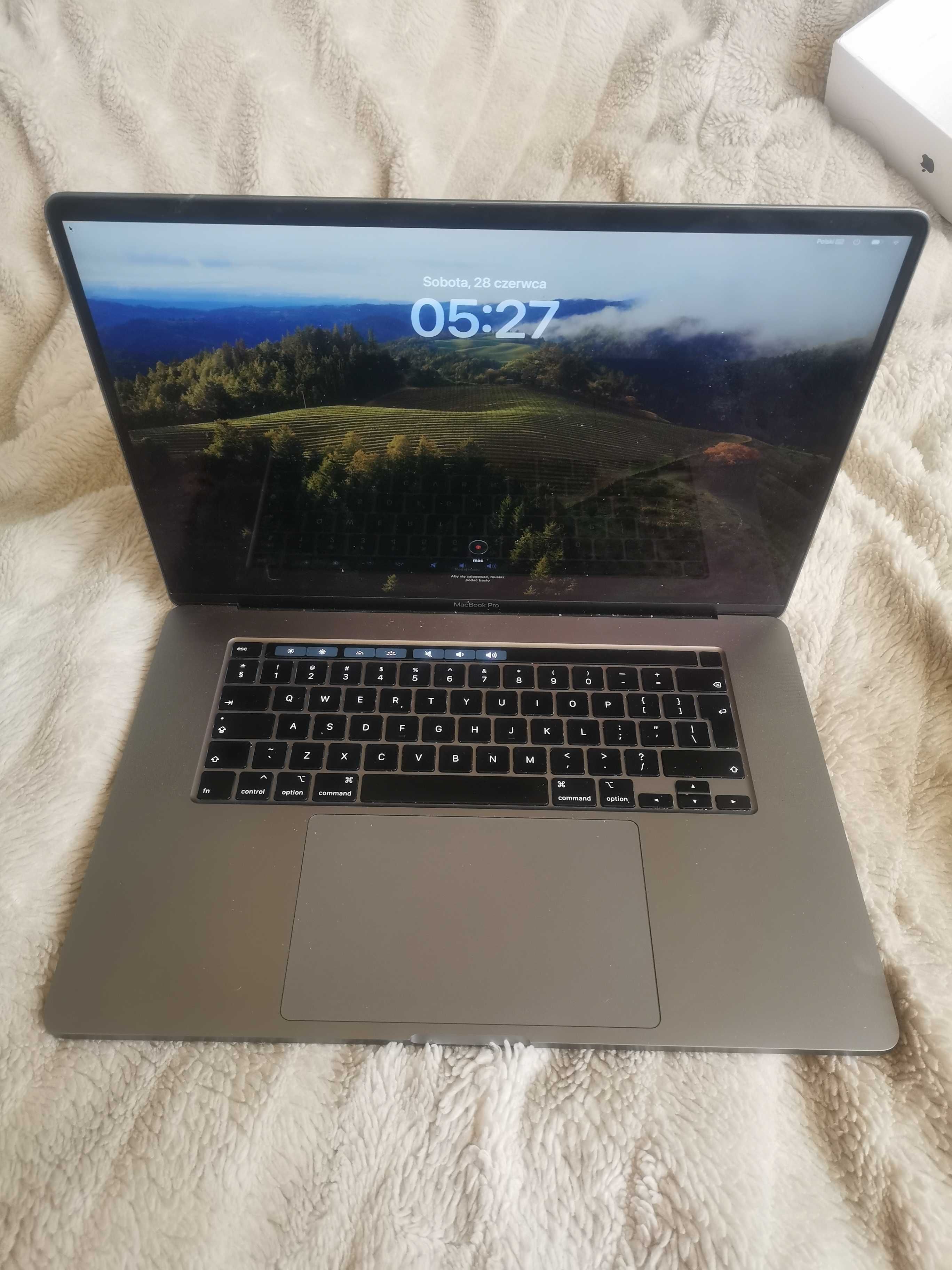 laptop Apple MacBook Pro 16 cali 2141 i7 32GB 512GB SSD