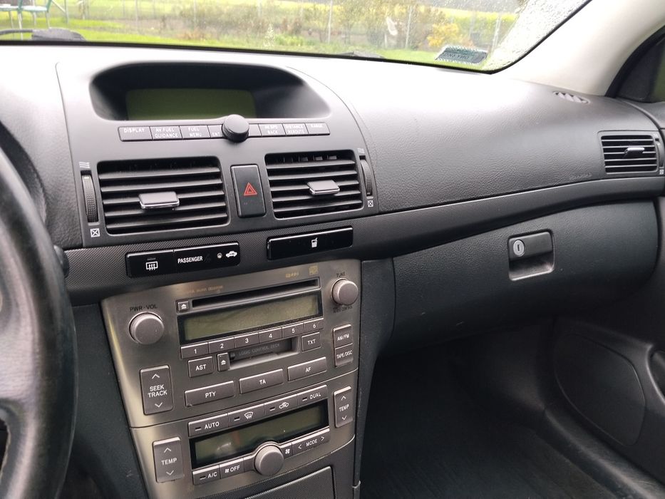 Toyota Avensis ll