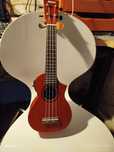 Ukulele amplificado