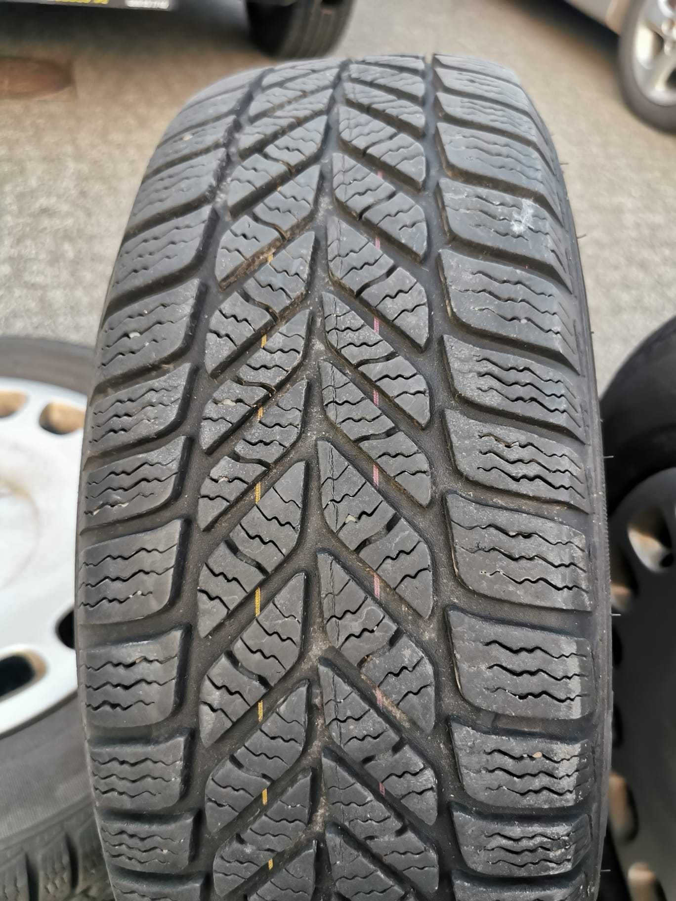 Opony zimowe Kelly Winter 205/65 R15 4szt na felgach + kołpaki BMW