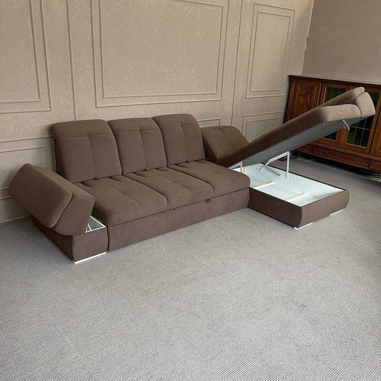 М'який розкладний диван г-подібної форми