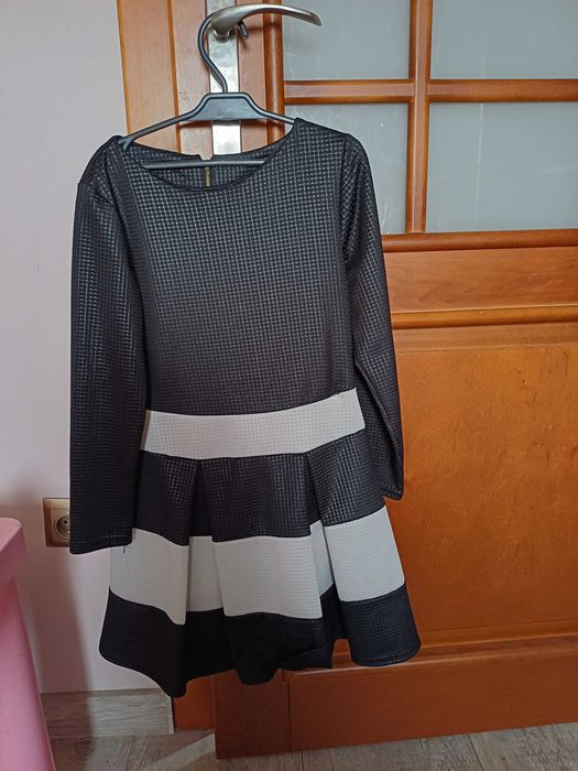 Sukienka 3/4 plisowana 152