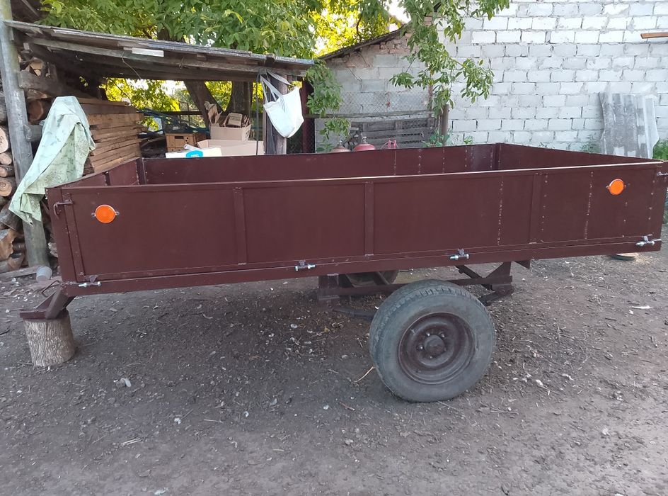 Продам трактор з навісним в хорошому стані